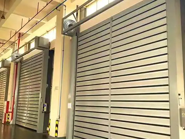 渦輪快速卷簾門